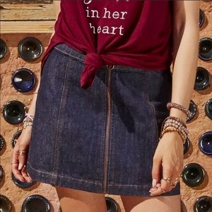 Altar’d State Jean skirt size Small